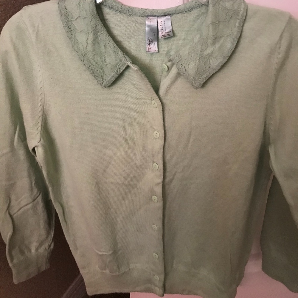 Button-down sweater with peter pan collar